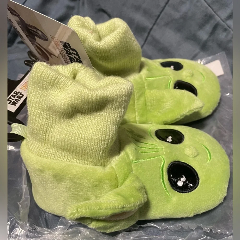 Disney Star Wars | The Mandalorian Grogu Baby Yoda Slippers - NWT | Toddler 5/6
